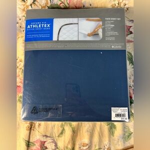 Columbia Deep Blue Twin Sheet Set